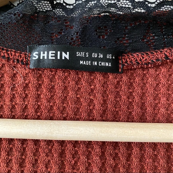 Eyelash Lace Trim V-Neck Waffle Top - Picture 8 of 10